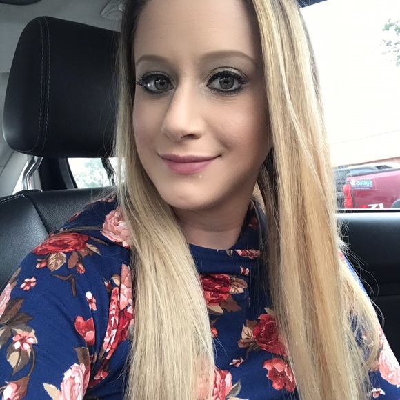 Meet your Posher, Kathleen - Picture 6 of 6